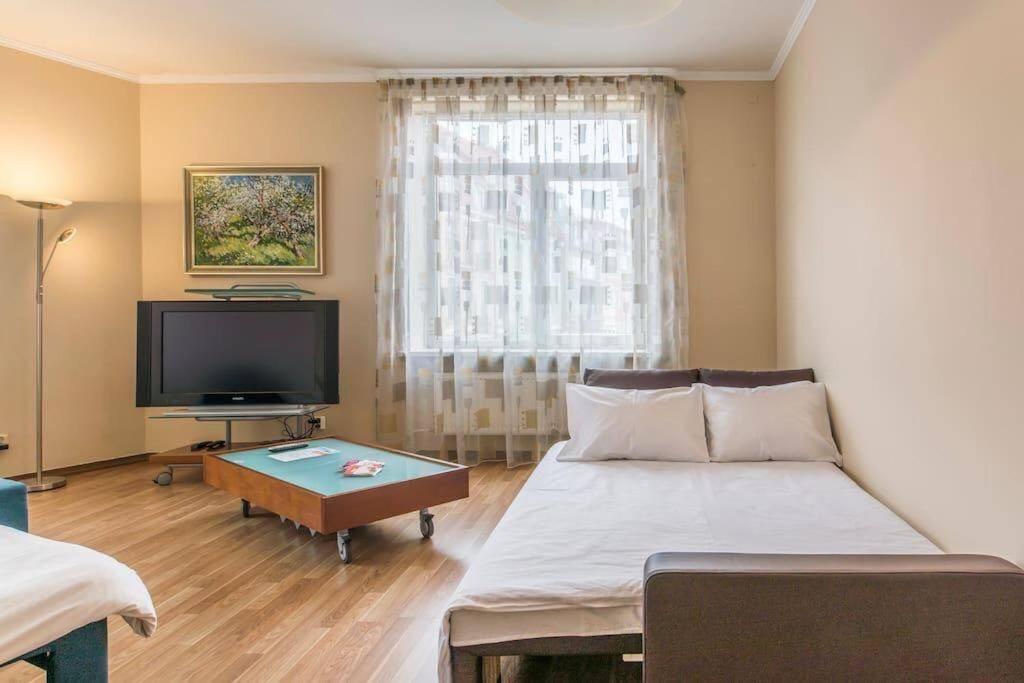 Old Town Apartment Next To Saint Peter'S Church Riga Esterno foto