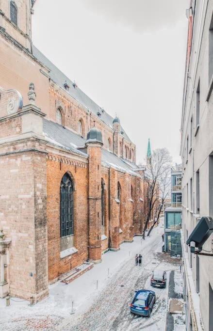 Old Town Apartment Next To Saint Peter'S Church Riga Esterno foto