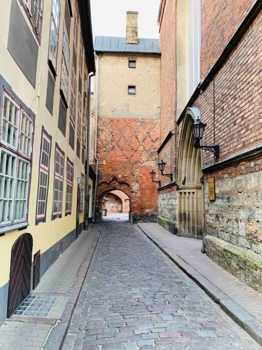 Old Town Apartment Next To Saint Peter'S Church Riga Esterno foto