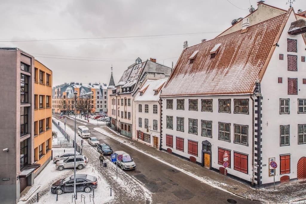 Old Town Apartment Next To Saint Peter'S Church Riga Esterno foto